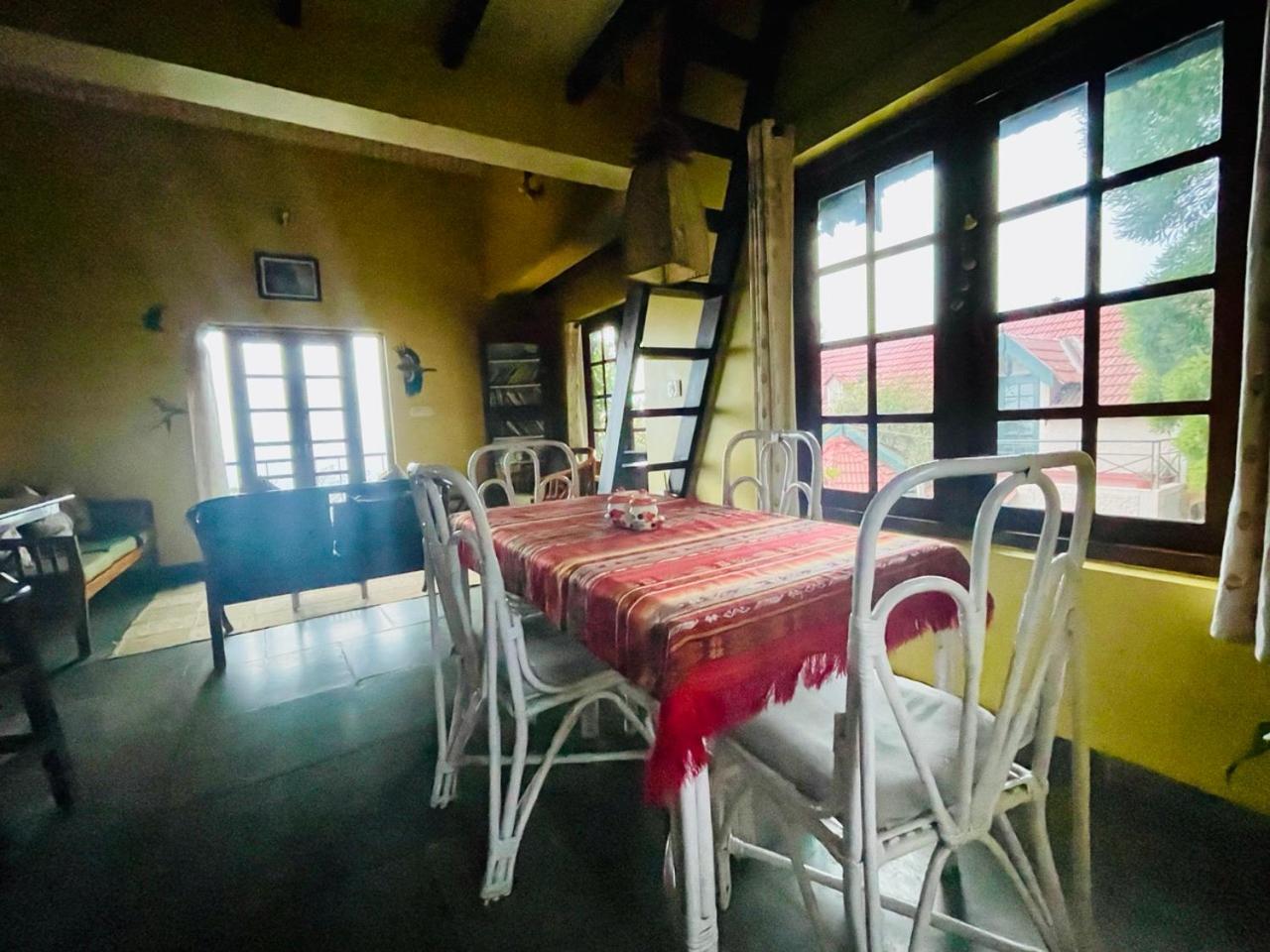 Bed and Breakfast Stumpfields Ooty Esterno foto
