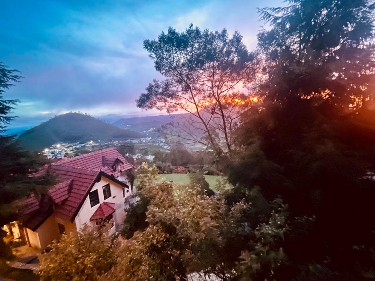 Bed and Breakfast Stumpfields Ooty Esterno foto