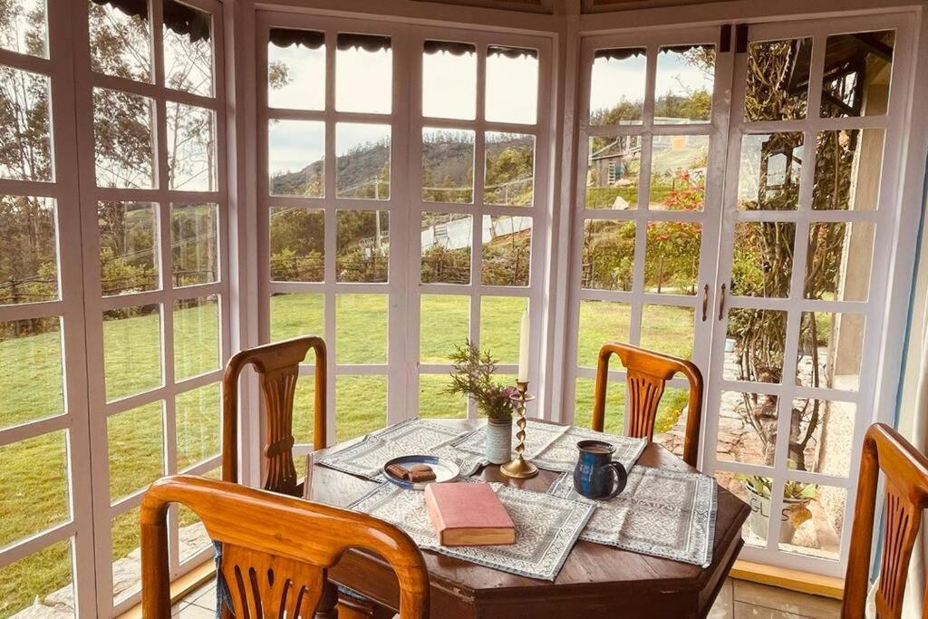 Bed and Breakfast Stumpfields Ooty Esterno foto